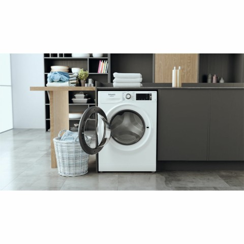 Hotpoint Lavatrice a libera installazione NBT 1146 WSA IT