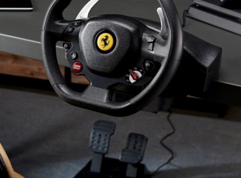 Thrustmaster T80 Ferrari 488 GTB Edition Nero Sterzo + Pedali Digitale PC, PlayStation 4, PlayStation 5