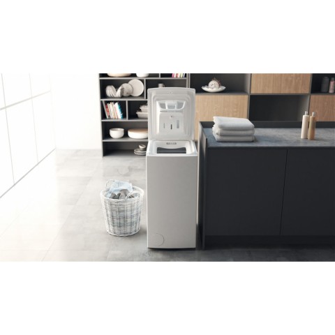 Hotpoint Lavatrice a libera installazione WMTG 723B IT