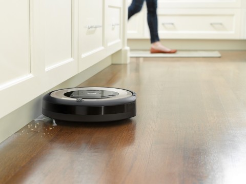 iRobot Roomba e5152 aspirapolvere robot Senza sacchetto Nero, Rame