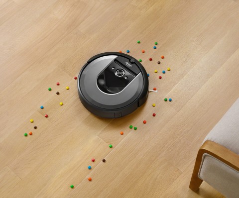 iRobot Roomba i7 aspirapolvere robot 0,4 L Senza sacchetto Nero