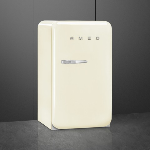 Smeg FAB10RCR6 frigorifero con congelatore Libera installazione 122 L D Crema