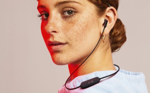 JBL Tune 215 Auricolare Wireless In-ear, Passanuca Musica e Chiamate Bluetooth Nero