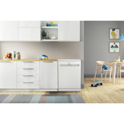 Indesit Lavastoviglie a libera installazione DFE 1B19 14 - DFE 1B19 14