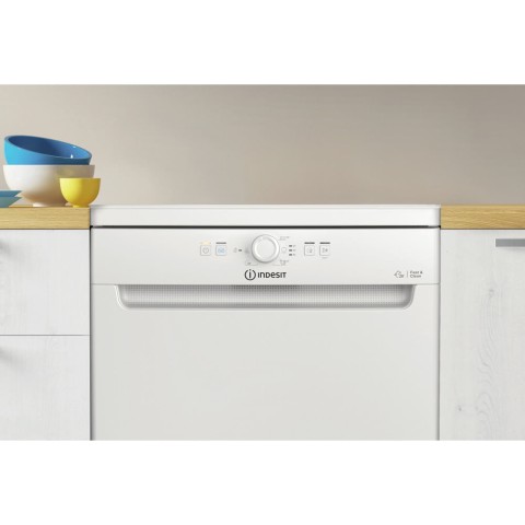 Indesit Lavastoviglie a libera installazione DFE 1B19 14 - DFE 1B19 14