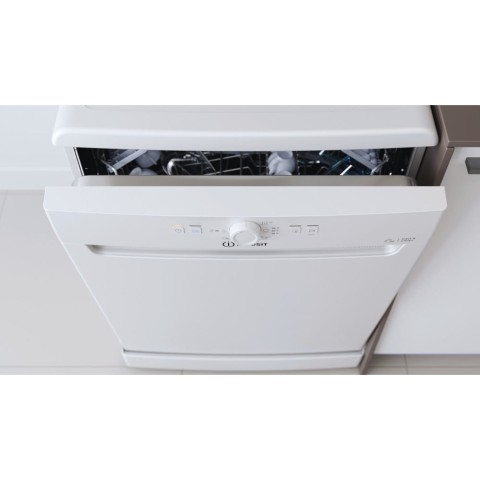 Indesit Lavastoviglie a libera installazione DFE 1B19 14 - DFE 1B19 14