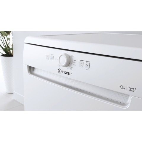 Indesit Lavastoviglie a libera installazione DFE 1B19 14 - DFE 1B19 14