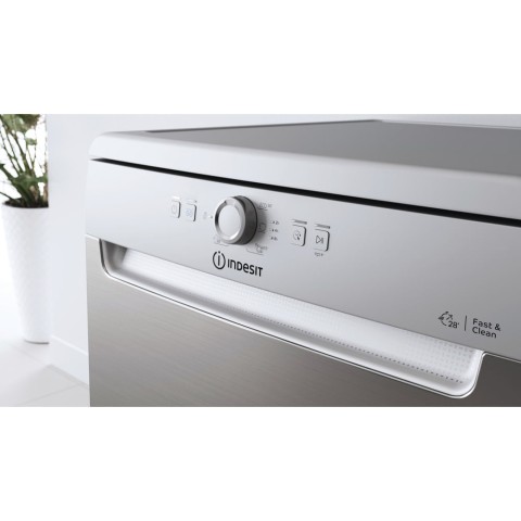 Indesit Lavastoviglie a libera installazione DFE 1B19 X - DFE 1B19 X