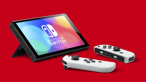 Nintendo Switch (modello Oled) Bianco, schermo 7 pollici