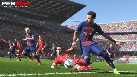 Konami Pro Evolution Soccer 2018 Premium Edition