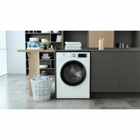 Hotpoint Lavatrice a libera installazione NBT 1146 WSA IT