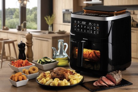 Ariete 4636 Friggitrice ad aria con funzione vapore+ Grill, 1700W, Funzione essiccazione, 10 funzioni di cottura, Cestello trasparente, Timer, Luce interna, Nero