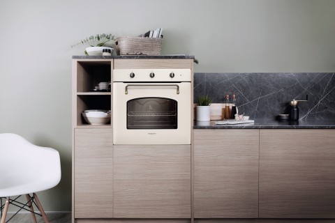 HOTPOINT FORNO FIT834 AV CL A VENTILATO