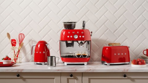 Smeg Bollitore Standard 50's Style – Rosso LUCIDO – KLF03RDEU