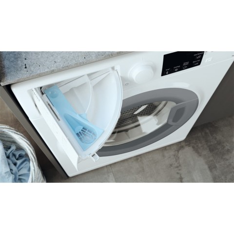 Hotpoint Lavatrice a libera installazione EU RSSG 725 S IT